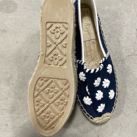 JACK ROGERS ESPADRILLES PALMER Navy Blue Flowers Floral Size 7 - Picture 6 of 6
